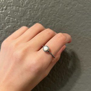 925 Sterling Silver Ring Size 7.5